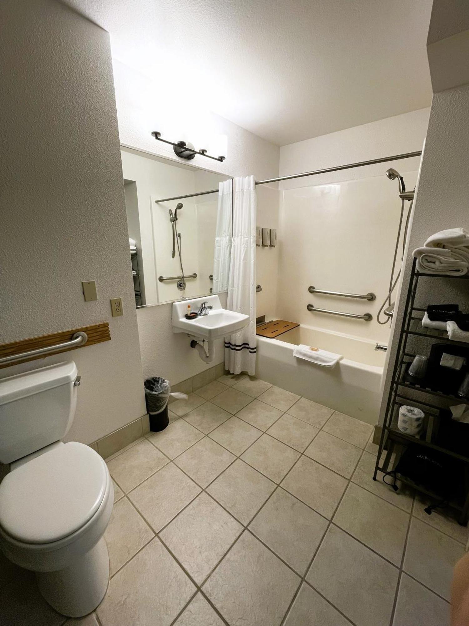 Boothill Inn And Suites Billings Exteriör bild
