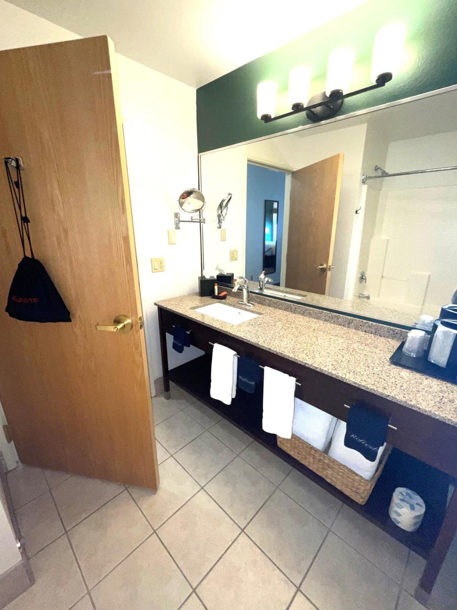 Boothill Inn And Suites Billings Exteriör bild