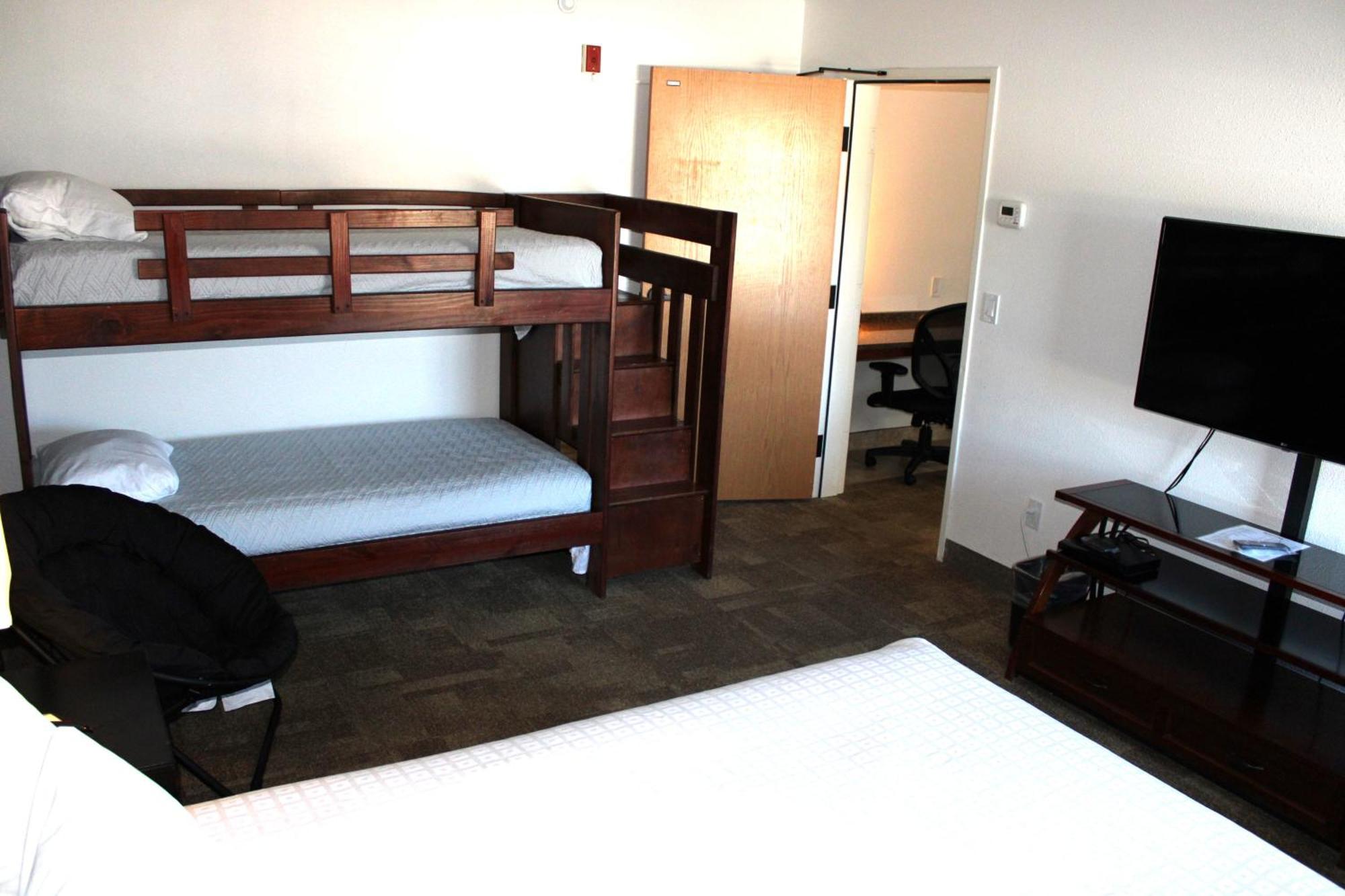 Boothill Inn And Suites Billings Exteriör bild
