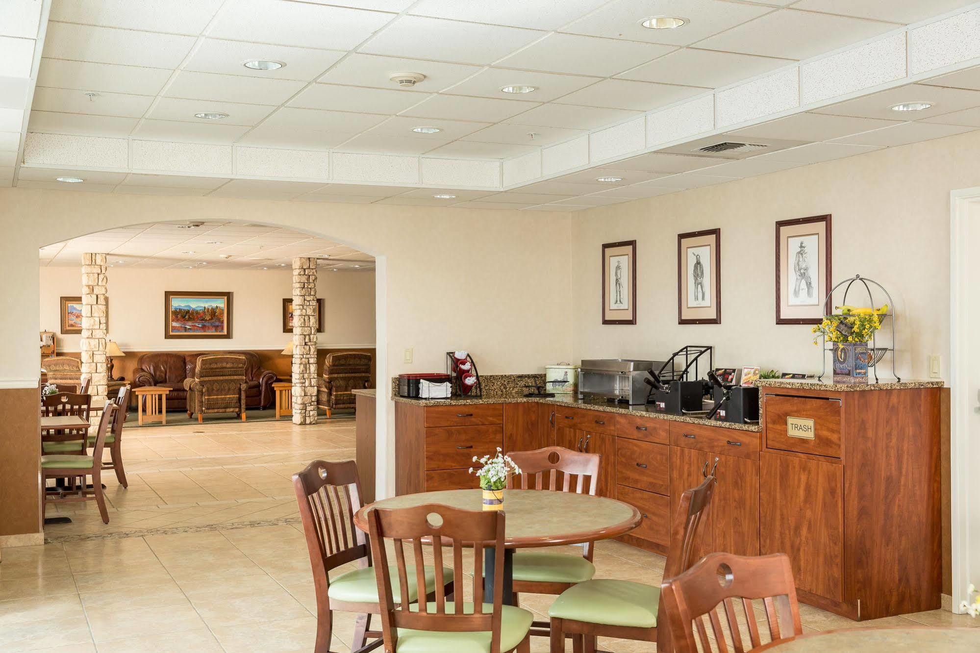 Boothill Inn And Suites Billings Exteriör bild